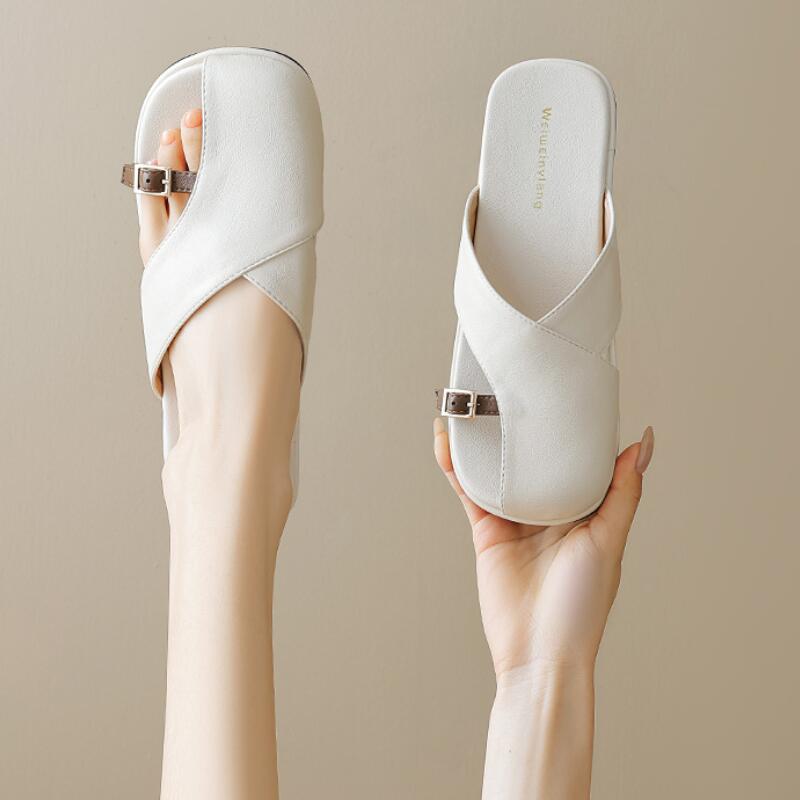 Alina Slide Sandal